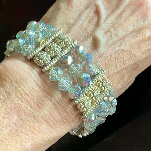 Beautiful antique stretch bracelet,faceted ABS crystal beads,silver flowers